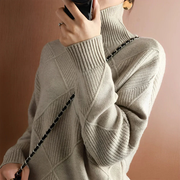 Nina - Structured turtleneck sweater